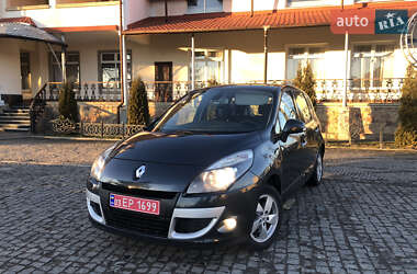 Минивэн Renault Scenic 2010 в Золочеве