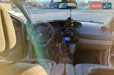 Мінівен Renault Scenic 2004 в 