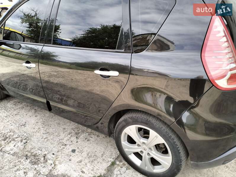 Минивэн Renault Scenic 2010 в Днепре фото 5 Минивэн Renault Scenic 2010 в Днепре
