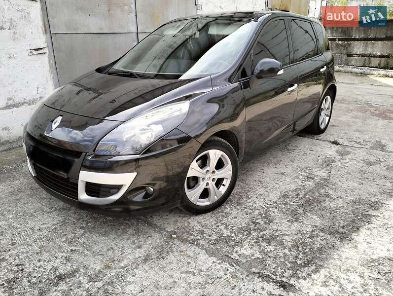 Минивэн Renault Scenic 2010 в Днепре