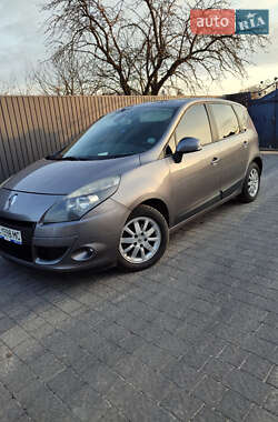 Мінівен Renault Scenic 2009 в Дубні