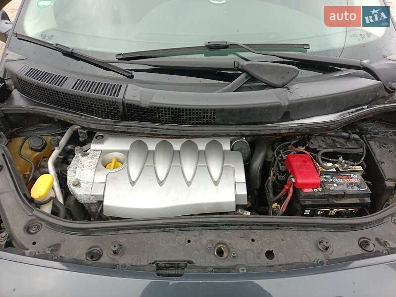 Мінівен Renault Scenic 2005 в Ланівці