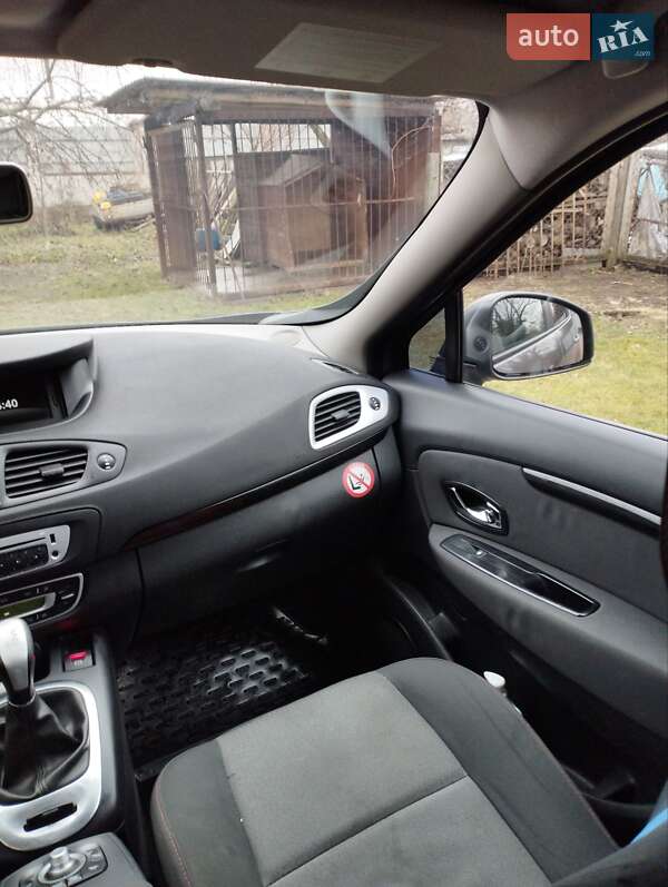 Минивэн Renault Scenic 2013 в Василькове