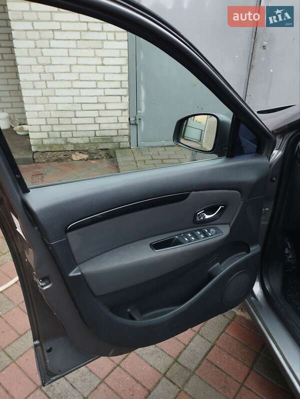 Минивэн Renault Scenic 2013 в Василькове