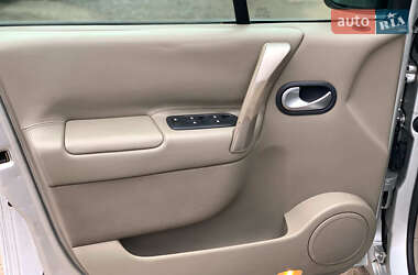 Минивэн Renault Scenic 2006 в 