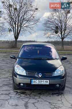 Минивэн Renault Scenic 2004 в Владимире