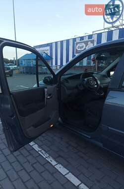 Минивэн Renault Scenic 2006 в 