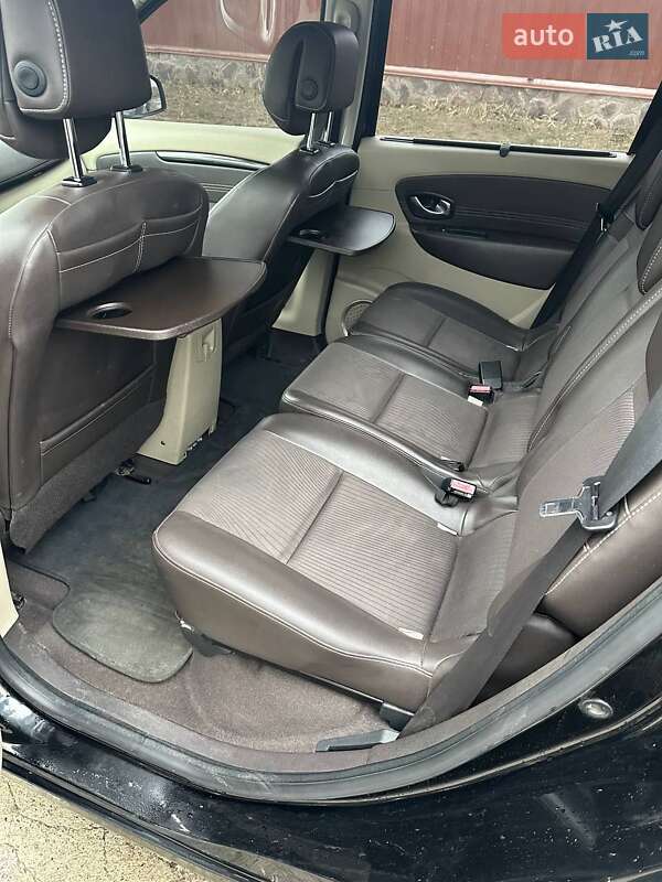 Минивэн Renault Scenic 2010 в Новых Санжарах фото 11 Минивэн Renault Scenic 2010 в Новых Санжарах