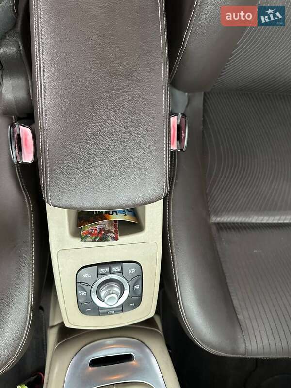 Минивэн Renault Scenic 2010 в Новых Санжарах фото 19 Минивэн Renault Scenic 2010 в Новых Санжарах