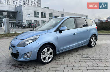 Мінівен Renault Scenic 2011 в Івано-Франківську