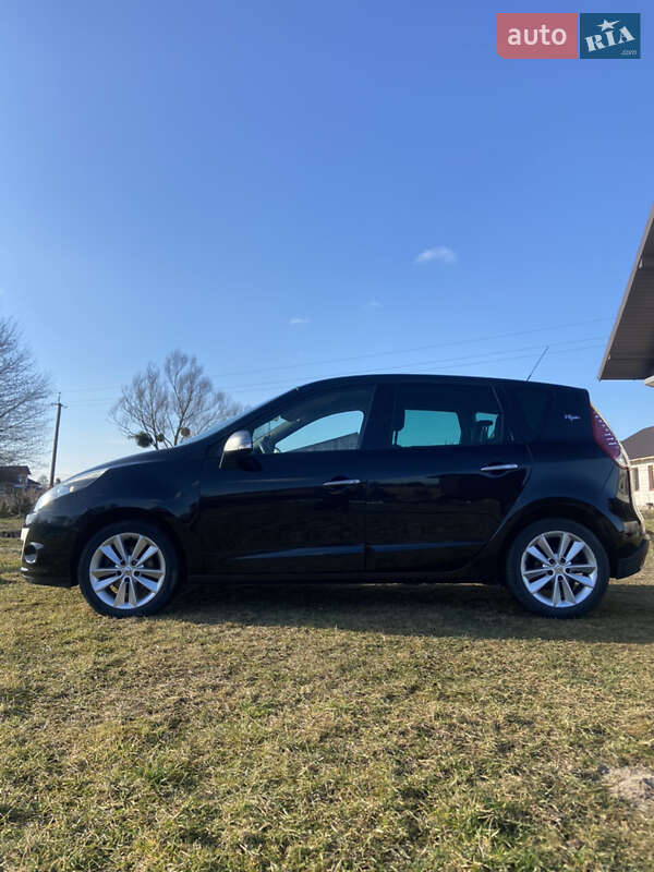 Минивэн Renault Scenic 2010 в Жовкве