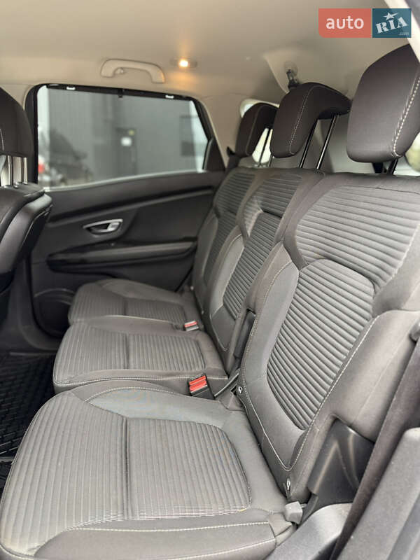 Мінівен Renault Scenic 2017 в Івано-Франківську