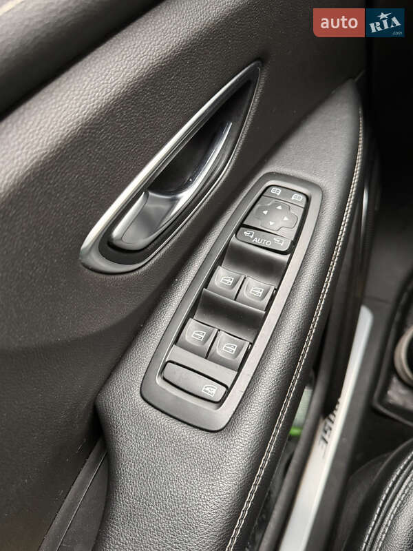 Минивэн Renault Scenic 2017 в Киеве