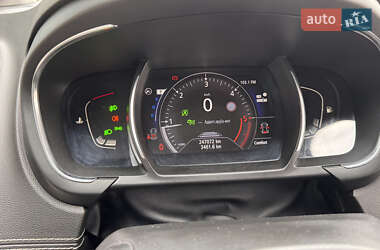 Минивэн Renault Scenic 2017 в 