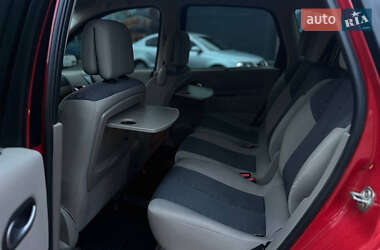 Минивэн Renault Scenic 2005 в 
