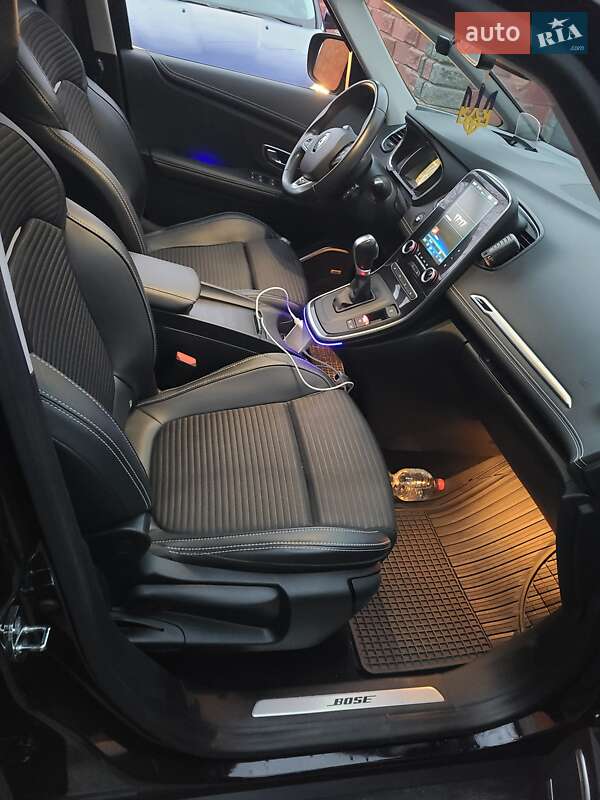 Минивэн Renault Scenic 2017 в Остроге фото 10 Минивэн Renault Scenic 2017 в Остроге