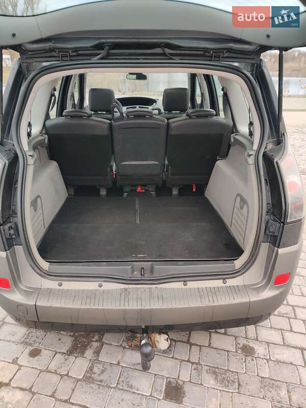 Минивэн Renault Scenic 2005 в Виннице