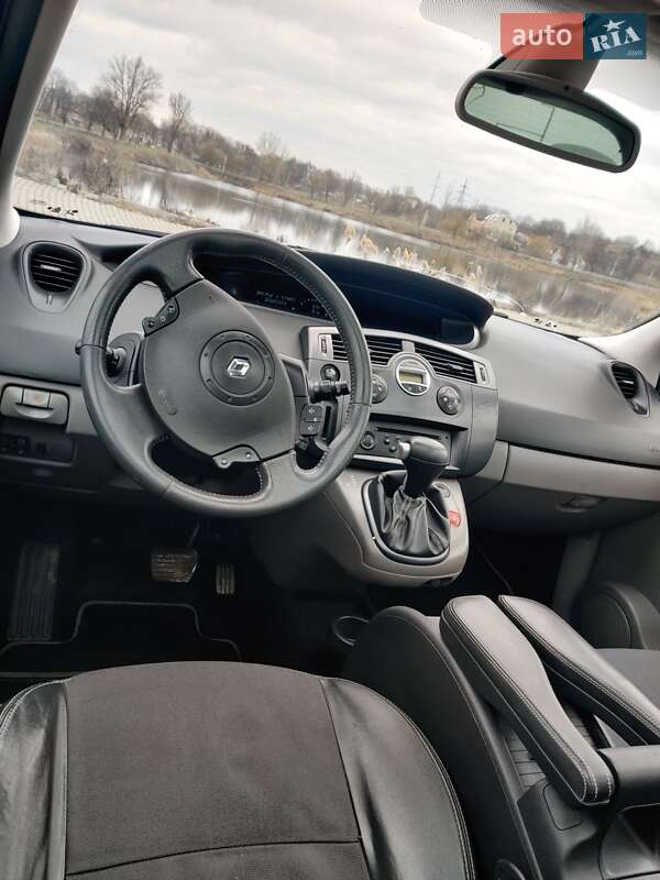 Минивэн Renault Scenic 2005 в Виннице