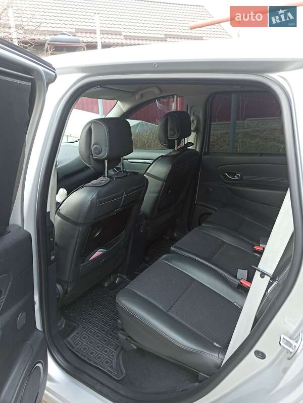 Минивэн Renault Scenic 2011 в Мироновке