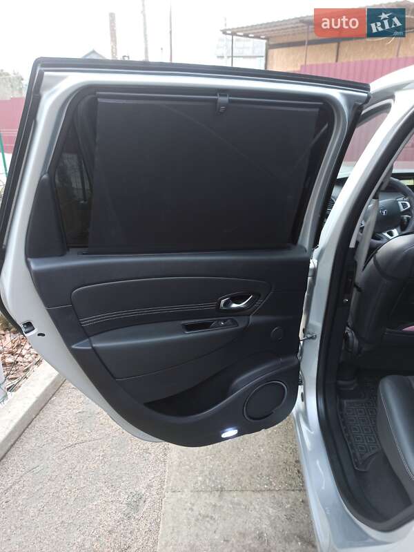 Минивэн Renault Scenic 2011 в Мироновке