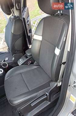 Мінівен Renault Scenic 2011 в 