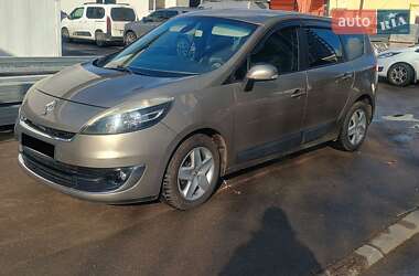 Мінівен Renault Scenic 2012 в Ірпені
