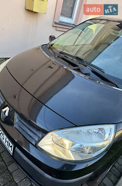 Минивэн Renault Scenic 2006 в 