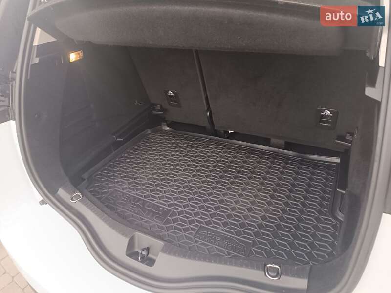 Мінівен Renault Scenic 2016 в Радивиліві