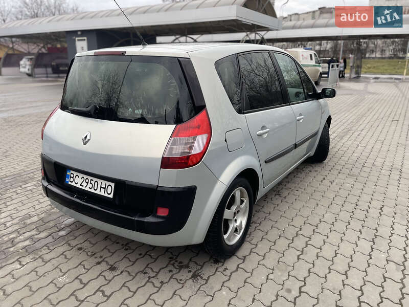 Минивэн Renault Scenic 2003 в Добромиле