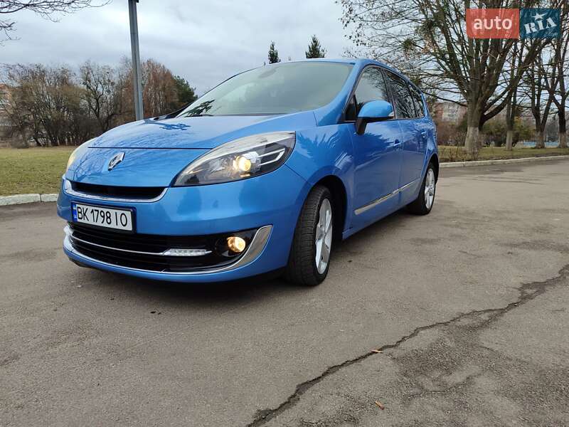 Мінівен Renault Scenic 2012 в Рівному