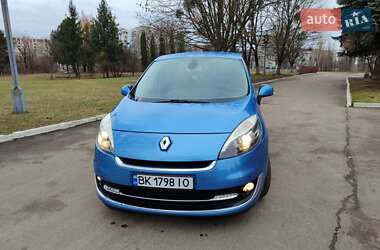 Мінівен Renault Scenic 2012 в Рівному