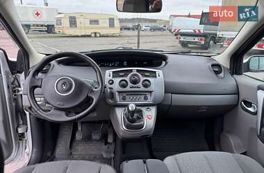 Минивэн Renault Scenic 2009 в 