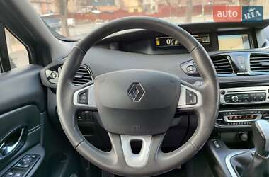 Минивэн Renault Scenic 2012 в Киеве