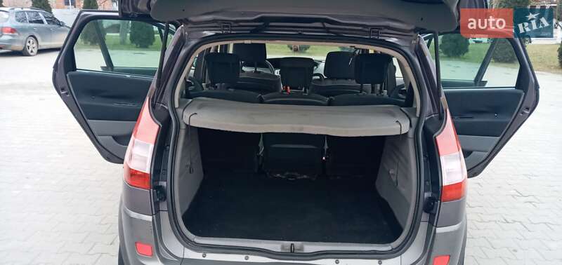 Минивэн Renault Scenic 2004 в Черновцах