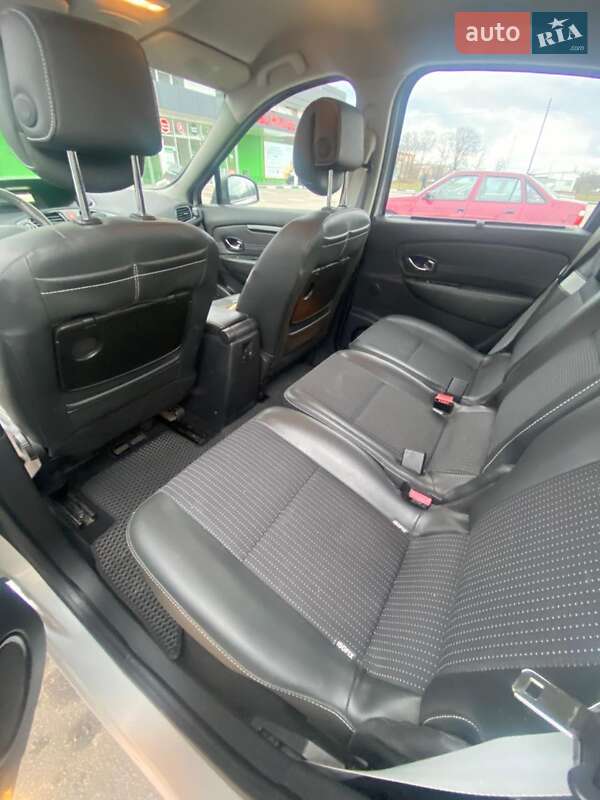 Минивэн Renault Scenic 2011 в Кривом Роге