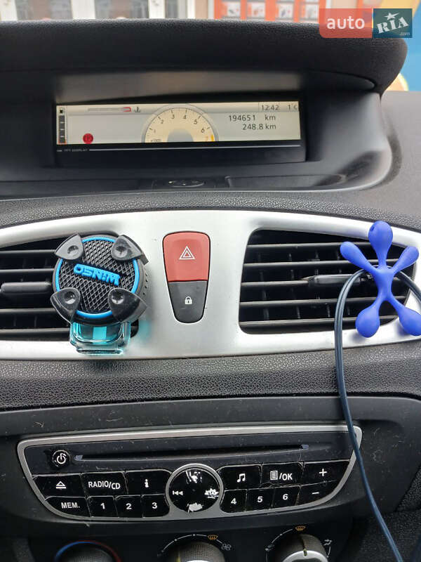 Минивэн Renault Scenic 2010 в Золочеве