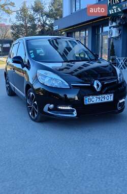 Мінівен Renault Scenic 2015 в 