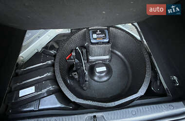 Минивэн Renault Scenic 2009 в 
