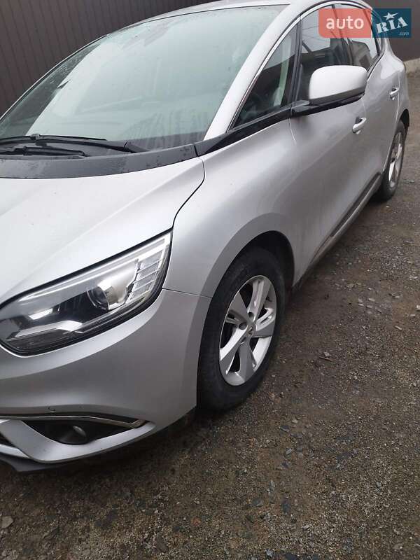 Минивэн Renault Scenic 2017 в Гайвороне
