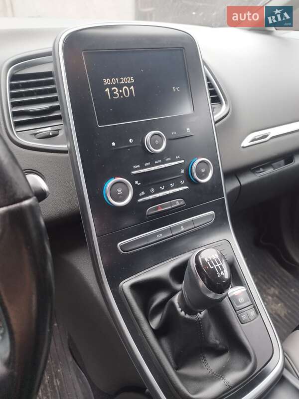 Минивэн Renault Scenic 2017 в Гайвороне