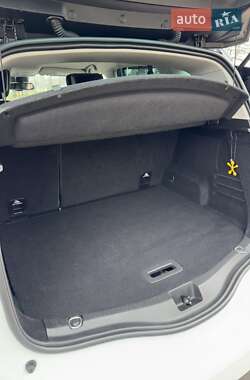 Минивэн Renault Scenic 2017 в 