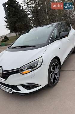 Минивэн Renault Scenic 2017 в 