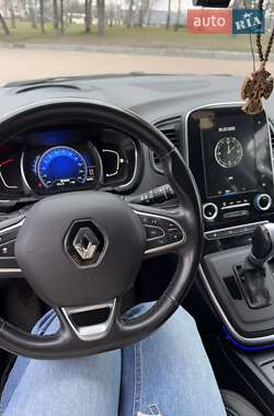 Минивэн Renault Scenic 2017 в 