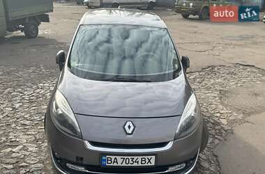 Минивэн Renault Scenic 2012 в Киеве