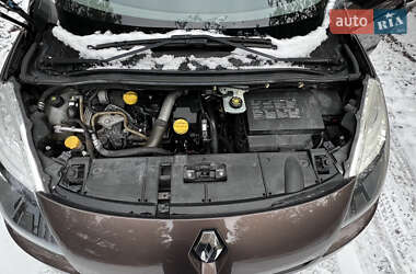 Минивэн Renault Scenic 2010 в Остроге