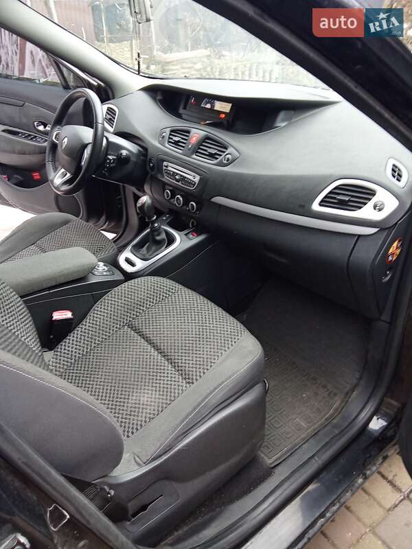 Мінівен Renault Scenic 2011 в Калуші