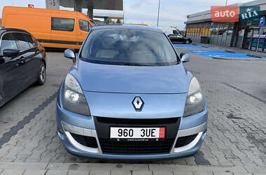 Минивэн Renault Scenic 2010 в Киеве