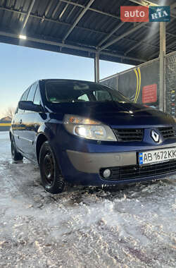 Минивэн Renault Scenic 2004 в Липовце