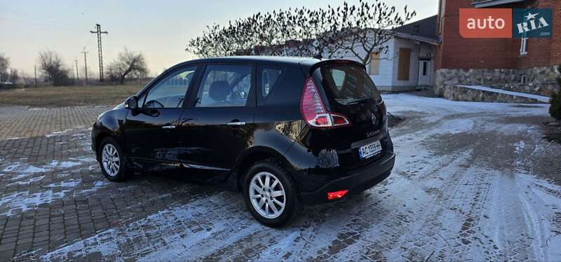 Минивэн Renault Scenic 2011 в Нововолынске