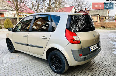 Минивэн Renault Scenic 2006 в Сторожинце